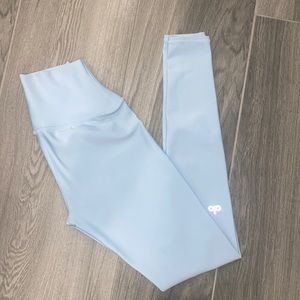 Baby blue ALO yoga leggings